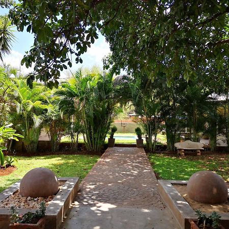 Lifestyle Corner Guesthouse موسينا المظهر الخارجي الصورة